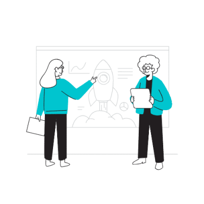 Dwie osoby przed tablicą z rysunkiem rakiety, jedna wskazuje, druga trzyma tablet.
